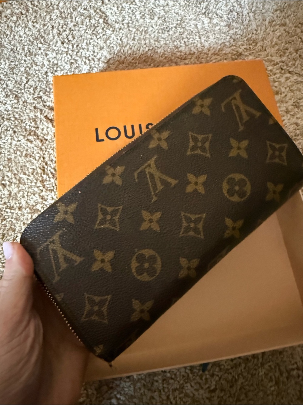 Louis Vuitton Monogram Canvas Zip-Around Wallet - Brown